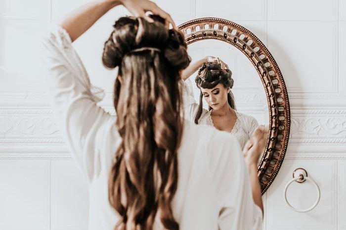 Quick Tip: Texture And Finishing Spray Structured Body Wave